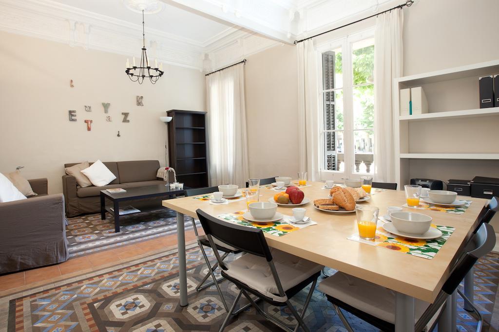 Modernist Apartment Барселона Экстерьер фото